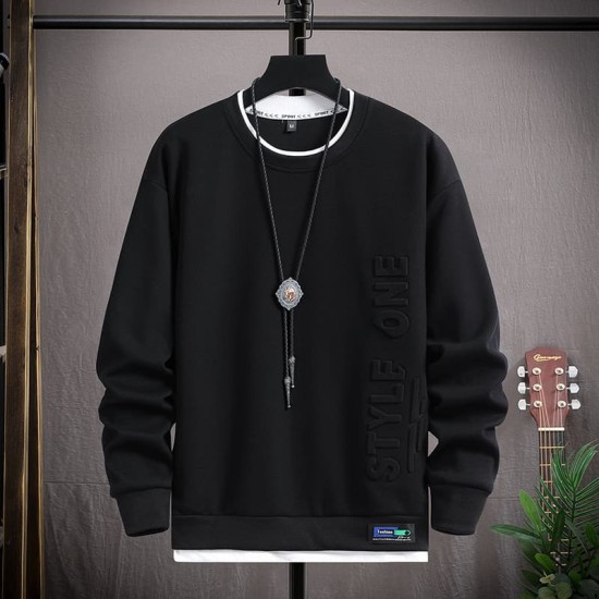 Trendy crew neck sweatshirt Trendy crew neck sweatshirt