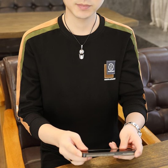 Round neck trendy sweatshirt Round neck trendy sweatshirt